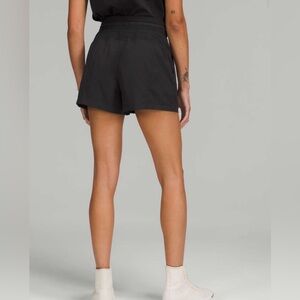 Lululemon Dance Studio High-Rise Short 3.5" Black Size 4 New With Tags